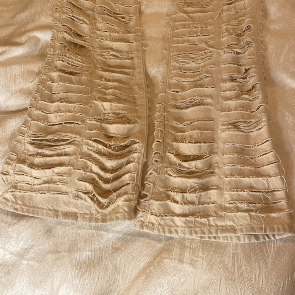 Frame Designer Ripped Jeans - Picture 4 of 4